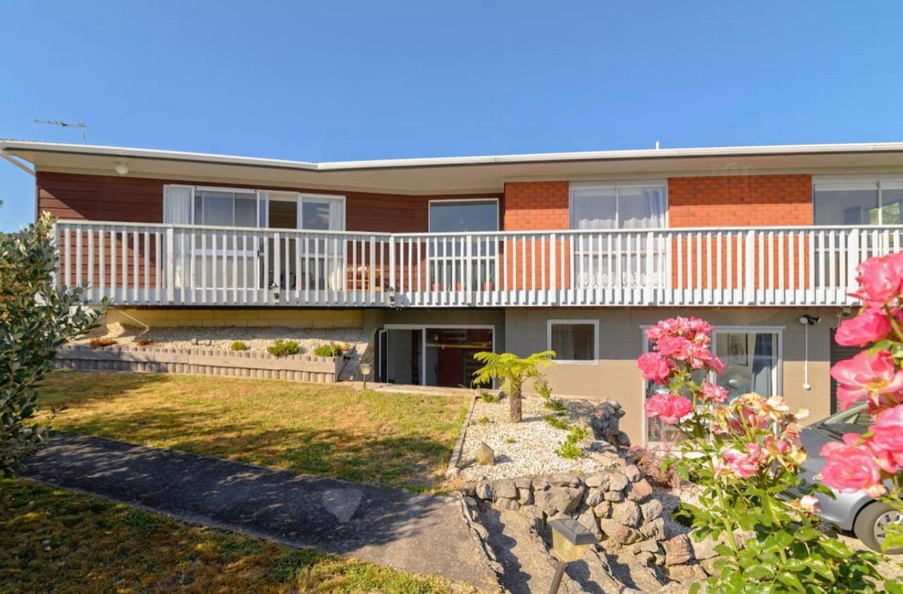 Spacious Utuhina Holiday House Rotorua Zewnętrze zdjęcie